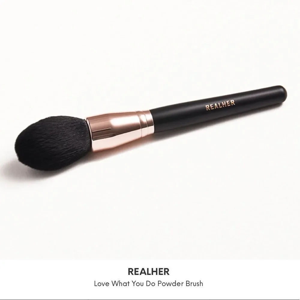 3/$20💘 RealHer Love What You Do Powder Brush